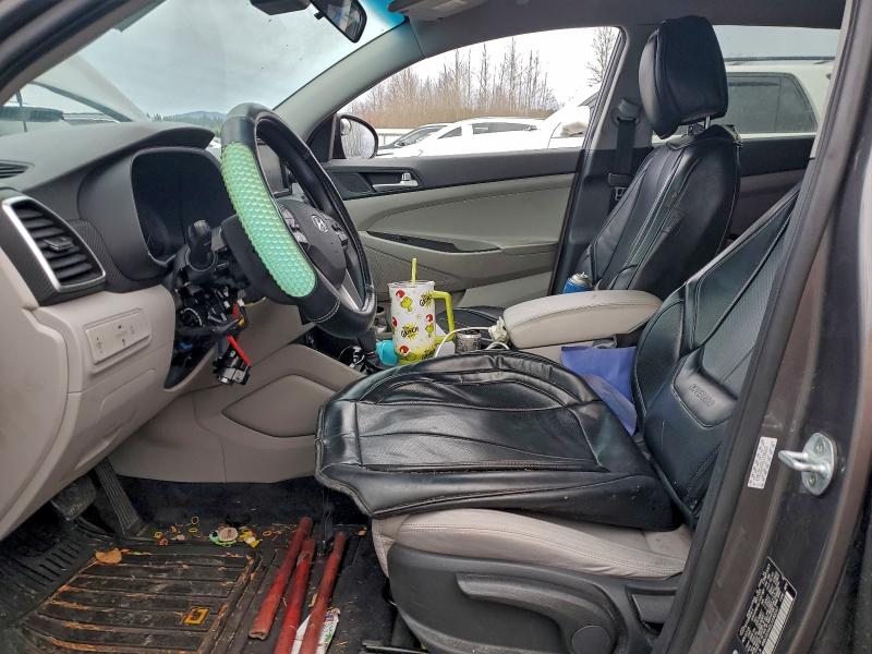 Фото 7 - HYUNDAI TUCSON