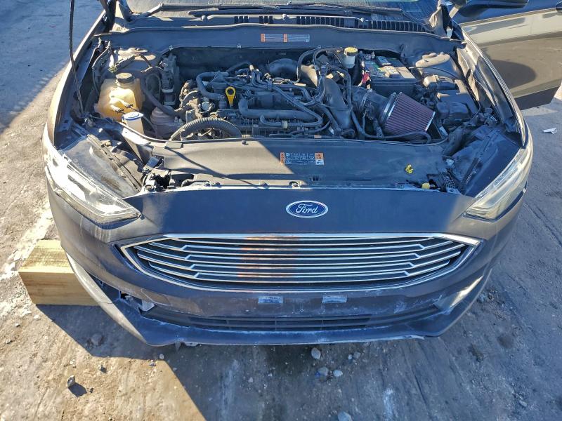 Фото 11 - FORD FUSION