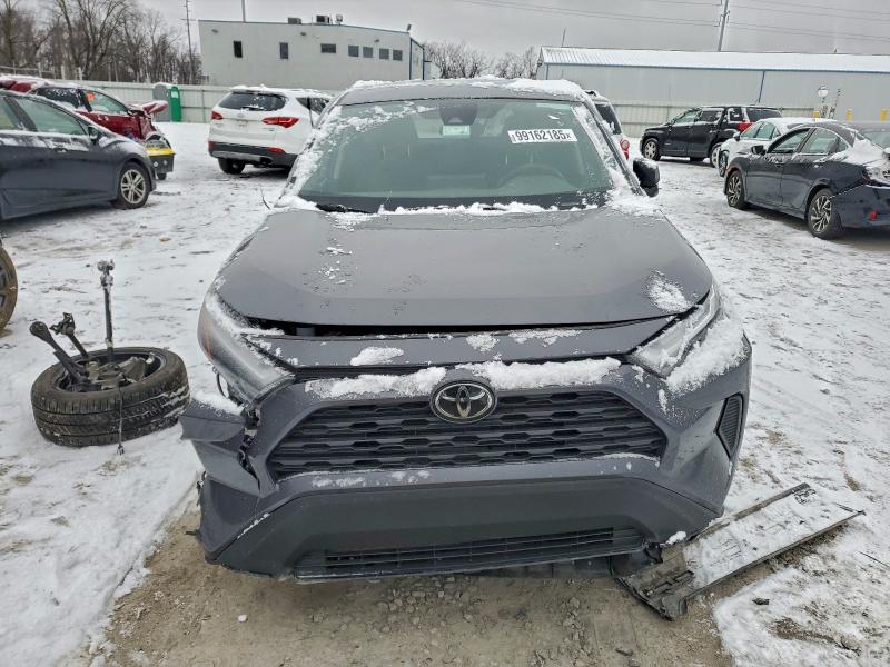 Фото 5 - TOYOTA RAV4