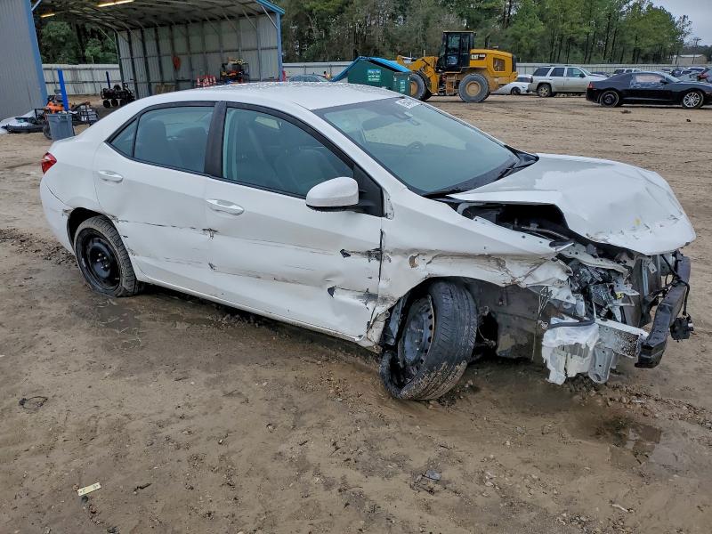 Фото 4 - TOYOTA COROLLA