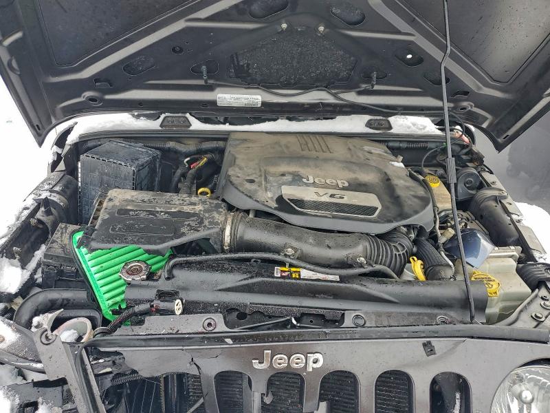 Фото 12 - JEEP WRANGLER