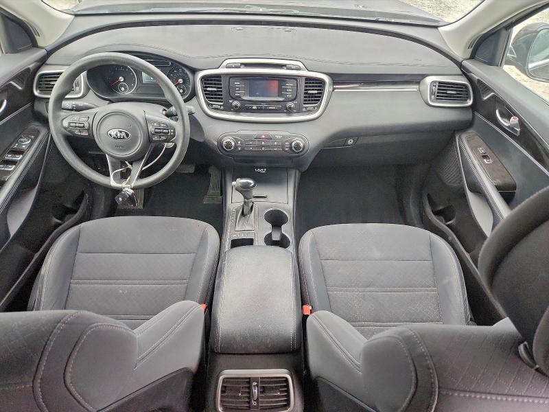 Фото 8 - KIA SORENTO