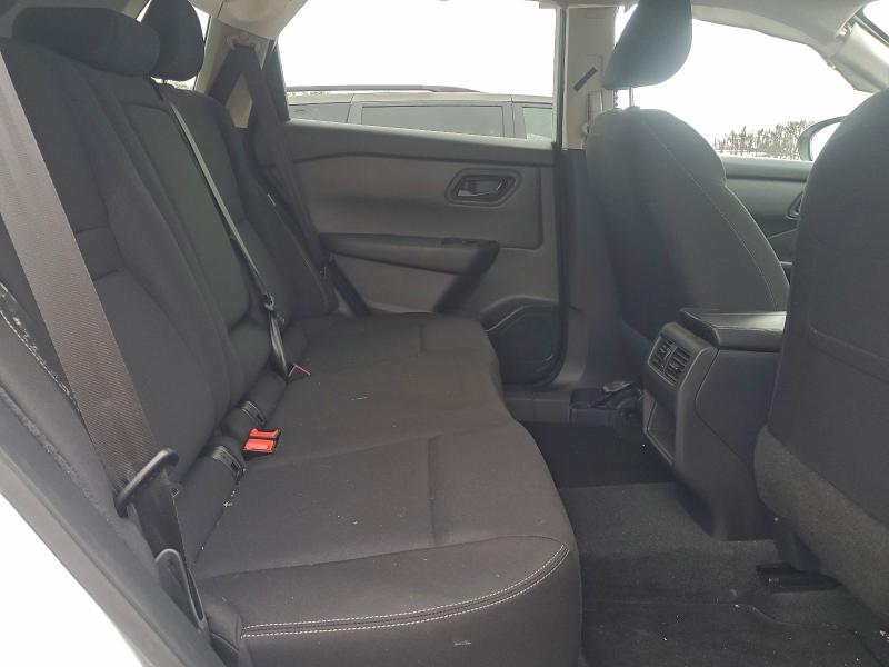 Фото 10 - NISSAN ROGUE