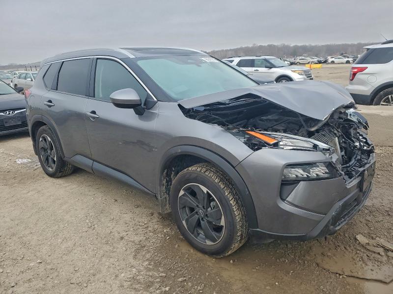 Фото 4 - NISSAN ROGUE