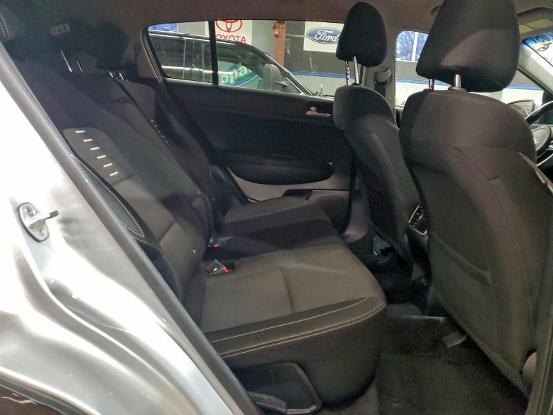 Фото 11 - KIA SPORTAGE