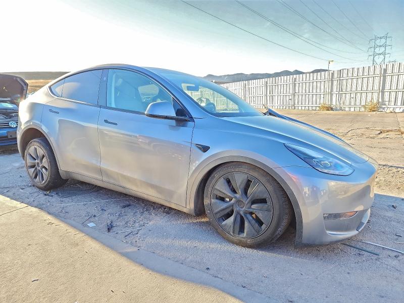 Фото 4 - TESLA MODEL Y
