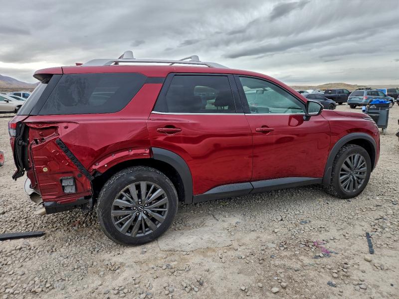 Фото 3 - NISSAN PATHFINDER