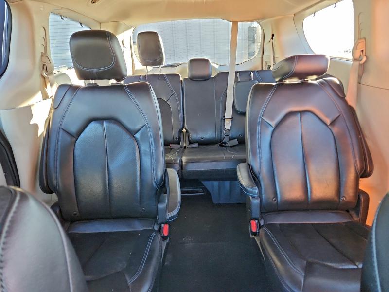 Фото 10 - CHRYSLER PACIFICA