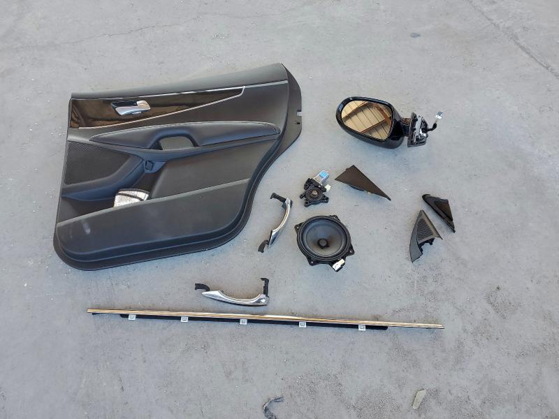 Фото 13 - KIA SORENTO