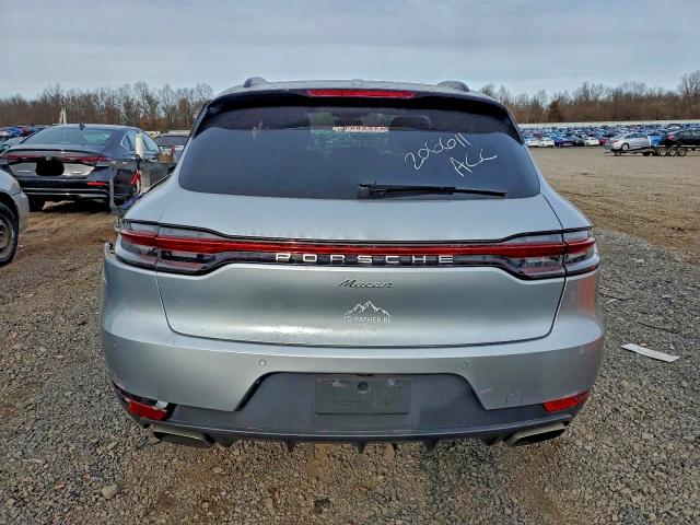 Фото 6 - PORSCHE MACAN