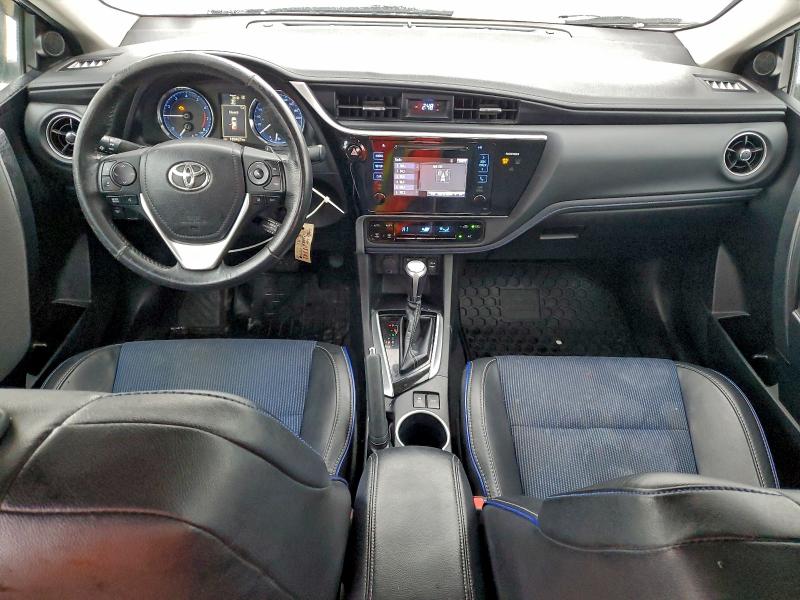 Фото 8 - TOYOTA COROLLA