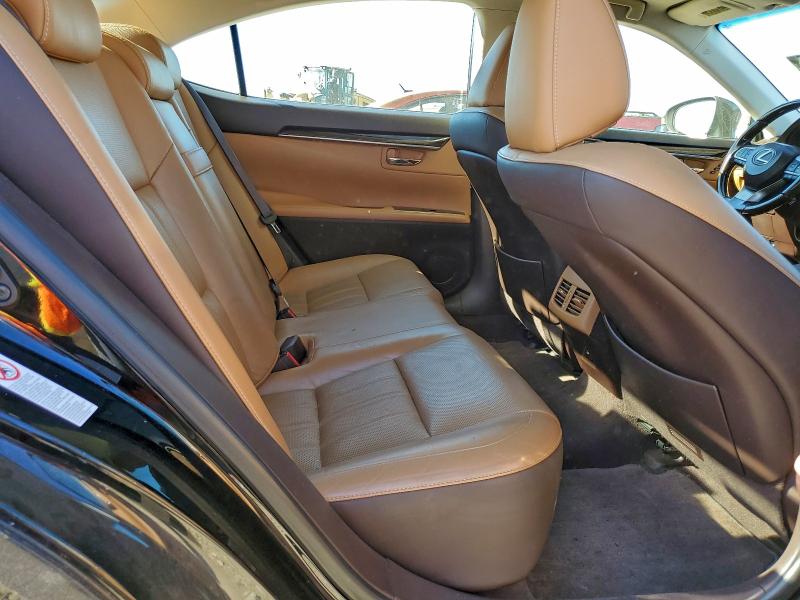 Фото 10 - LEXUS ES350