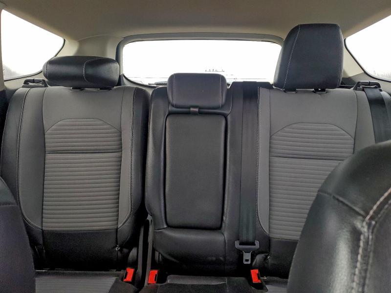 Фото 10 - FORD ESCAPE