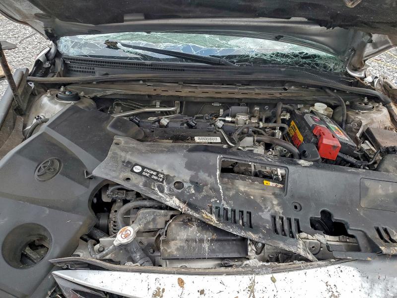 Фото 11 - TOYOTA CAMRY