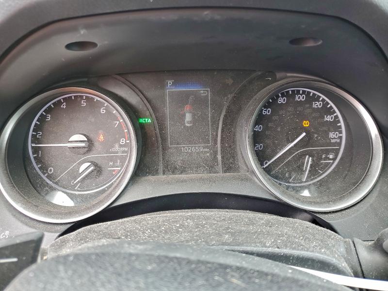 Фото 9 - TOYOTA CAMRY