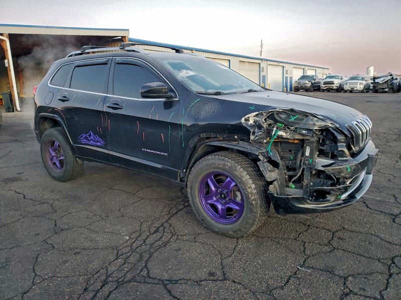 Фото 4 - JEEP CHEROKEE