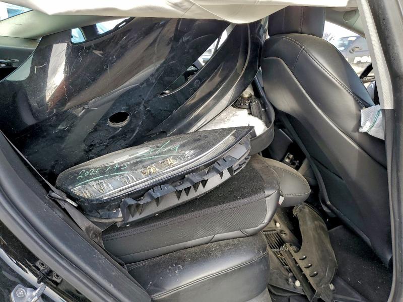 Фото 10 - TESLA MODEL 3