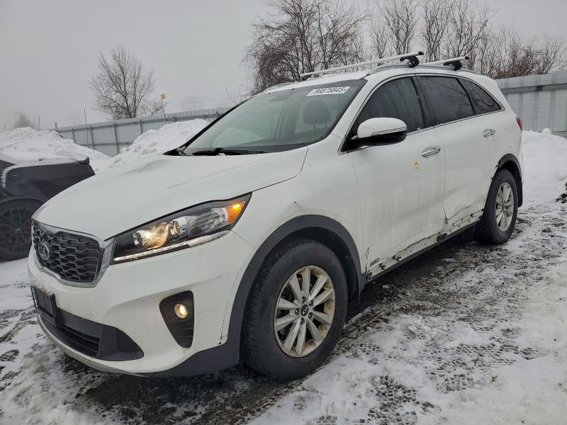 Фото 1 - KIA SORENTO