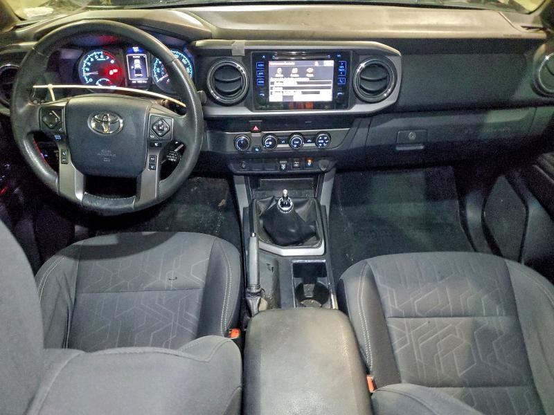 Фото 8 - TOYOTA TACOMA