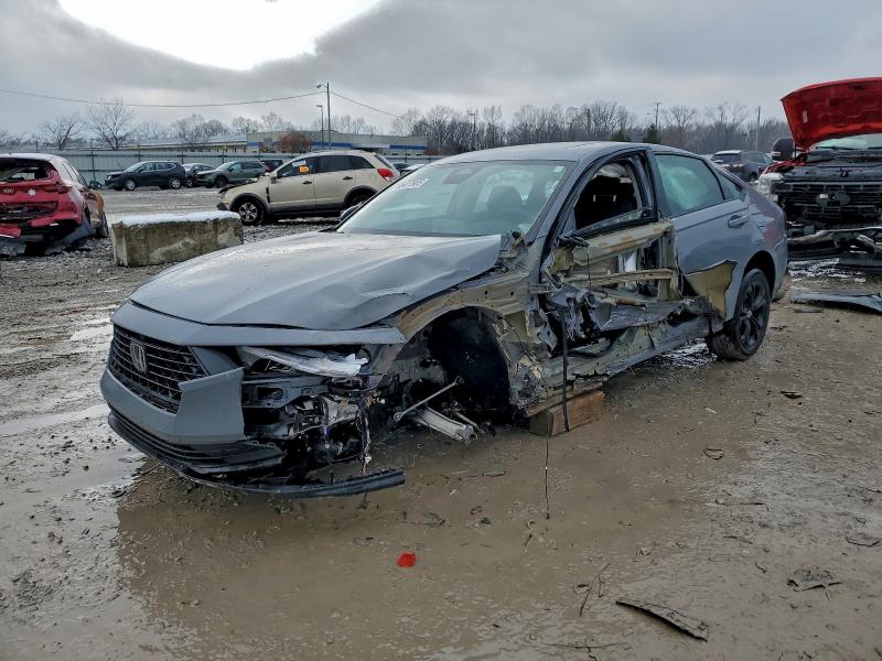 Фото 1 - HONDA ACCORD