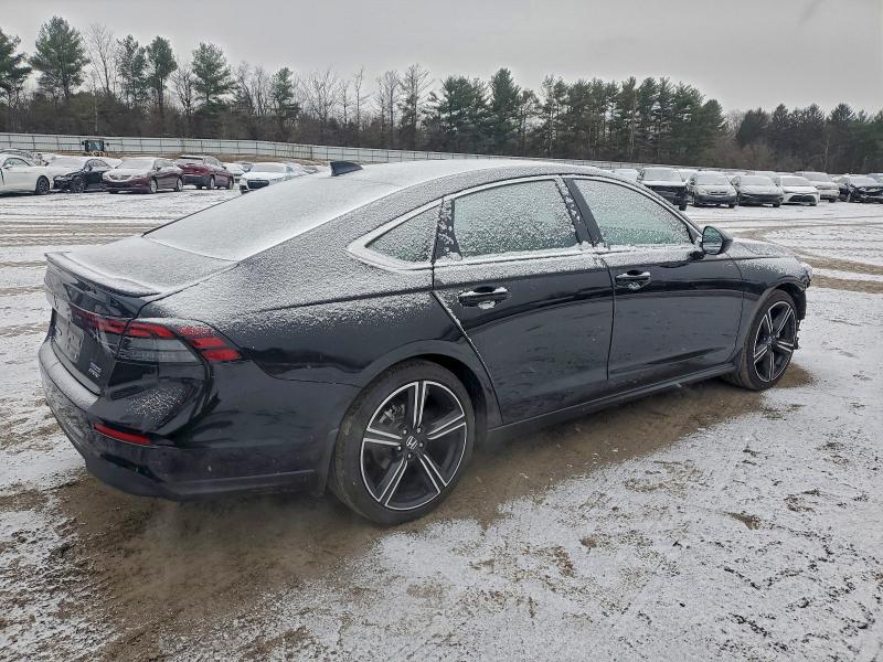 Фото 3 - HONDA ACCORD