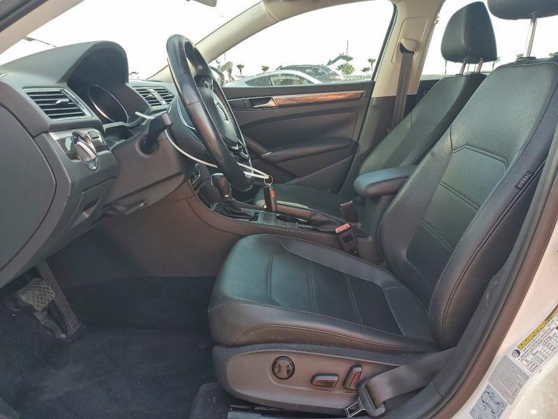 Фото 7 - VOLKSWAGEN PASSAT