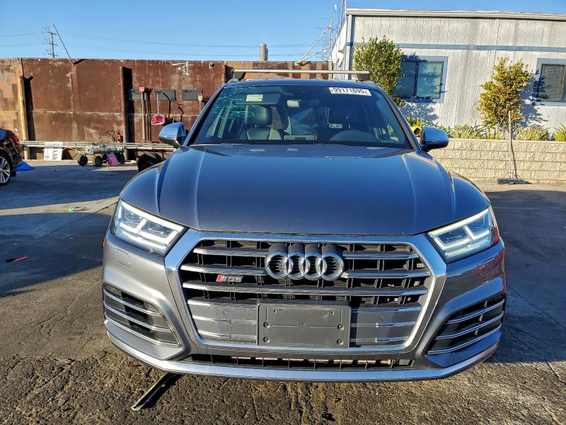 Фото 5 - AUDI SQ5