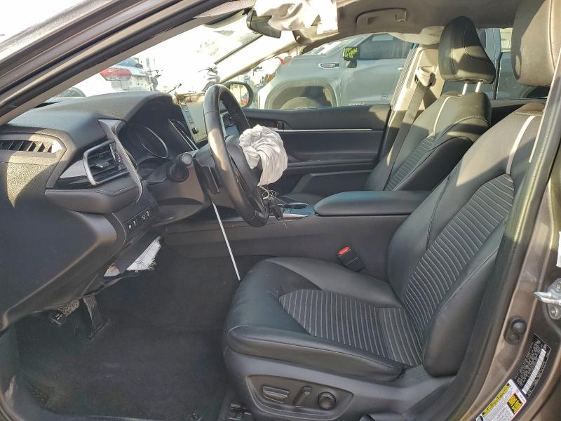 Фото 7 - TOYOTA CAMRY