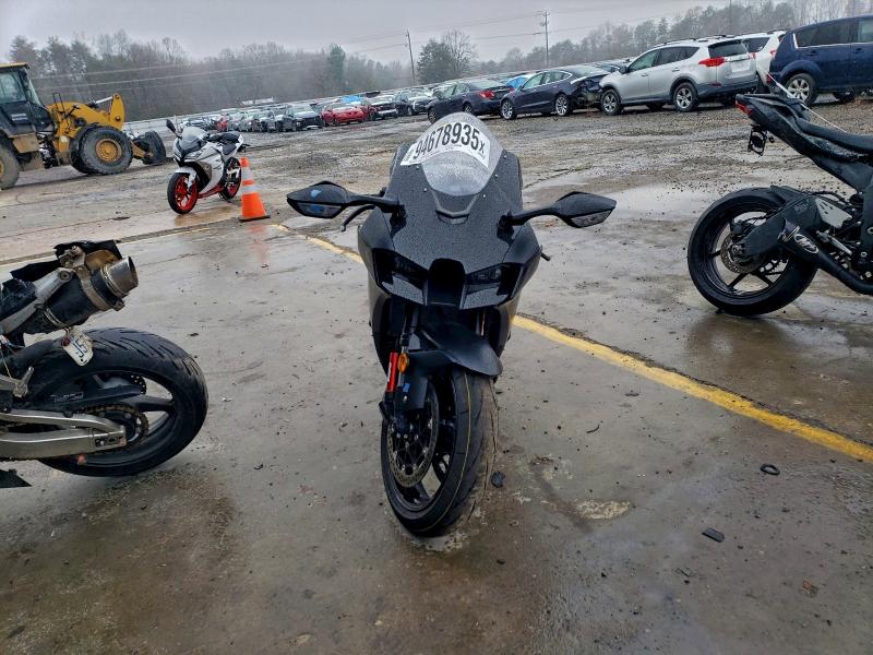 KAWASAKI ZX1002 L 2025