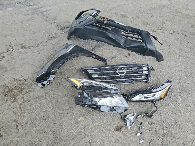 Фото 13 - NISSAN ROGUE