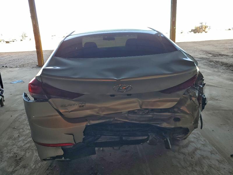 Фото 6 - HYUNDAI ELANTRA