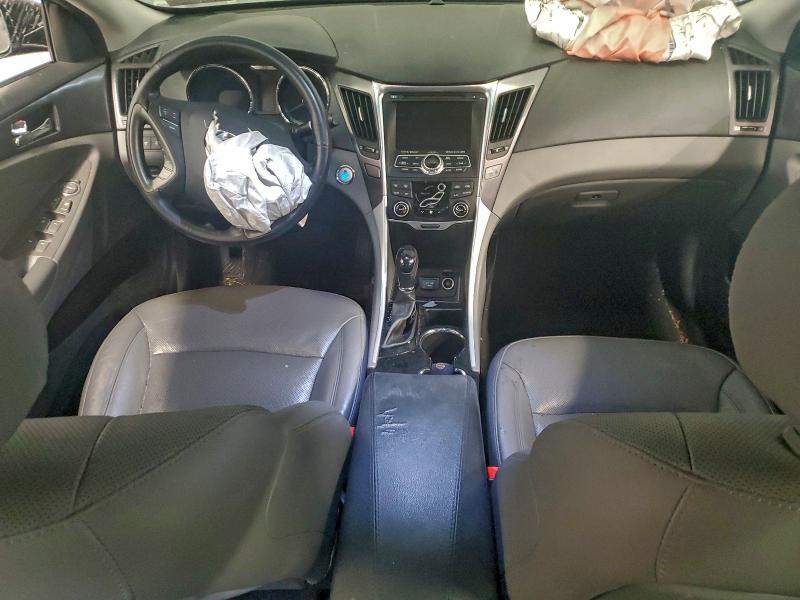 Фото 8 - HYUNDAI SONATA