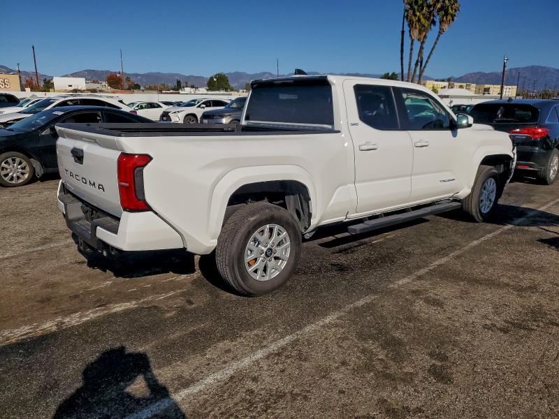 Фото 3 - TOYOTA TACOMA