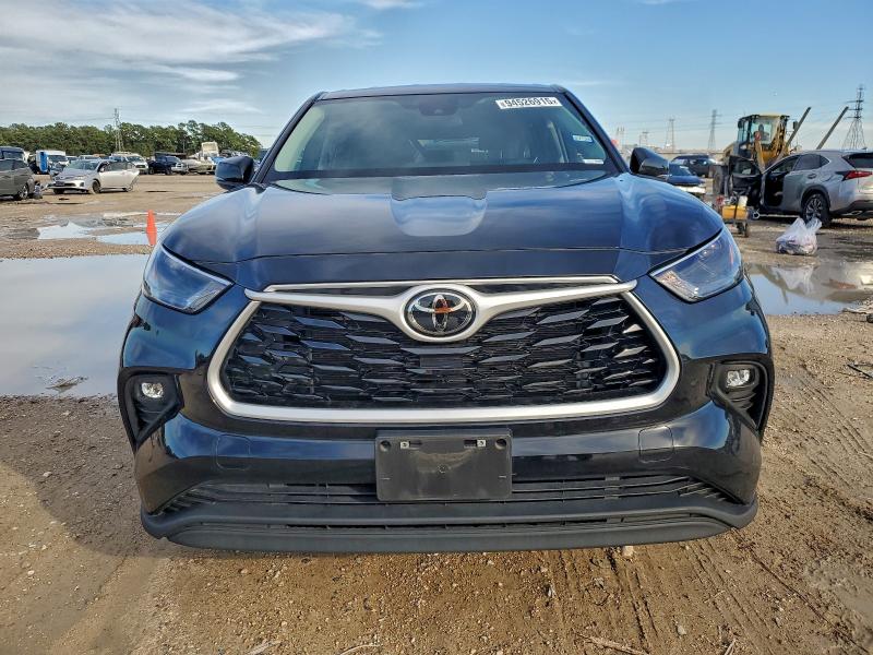 Фото 5 - TOYOTA HIGHLANDER