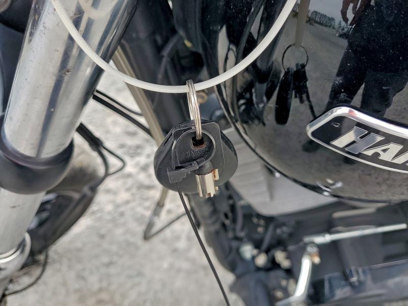 HARLEY-DAVIDSON FX 2011