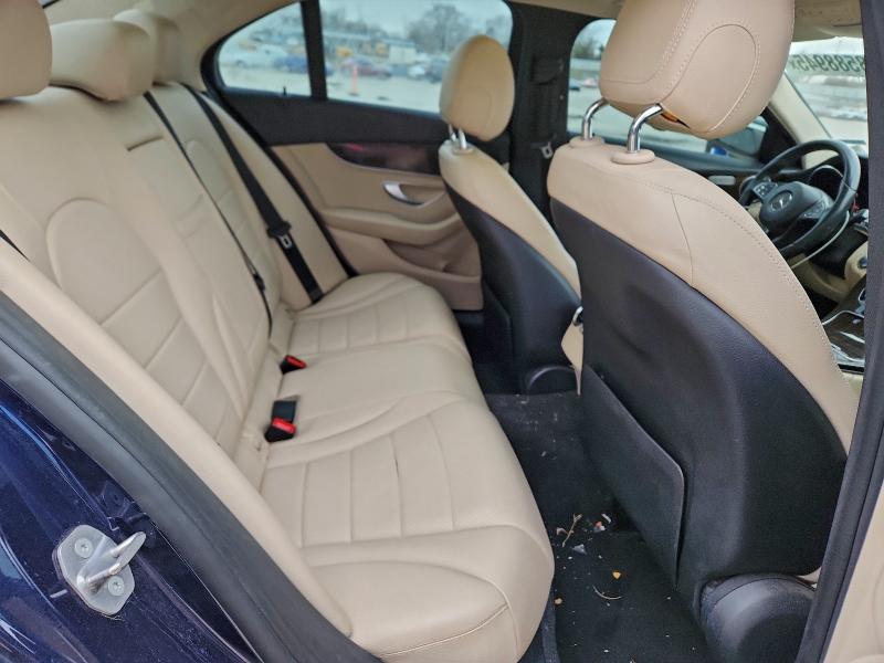 Фото 10 - MERCEDES-BENZ C-CLASS