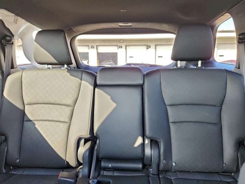 Фото 10 - HONDA PASSPORT