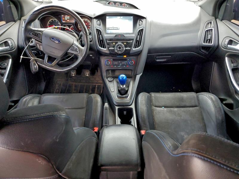 Фото 8 - FORD FOCUS