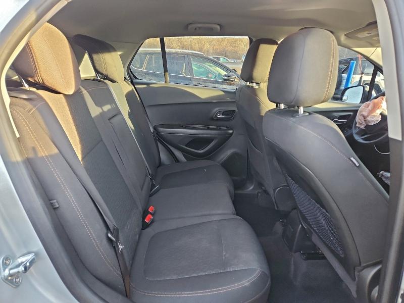 Фото 11 - CHEVROLET TRAX