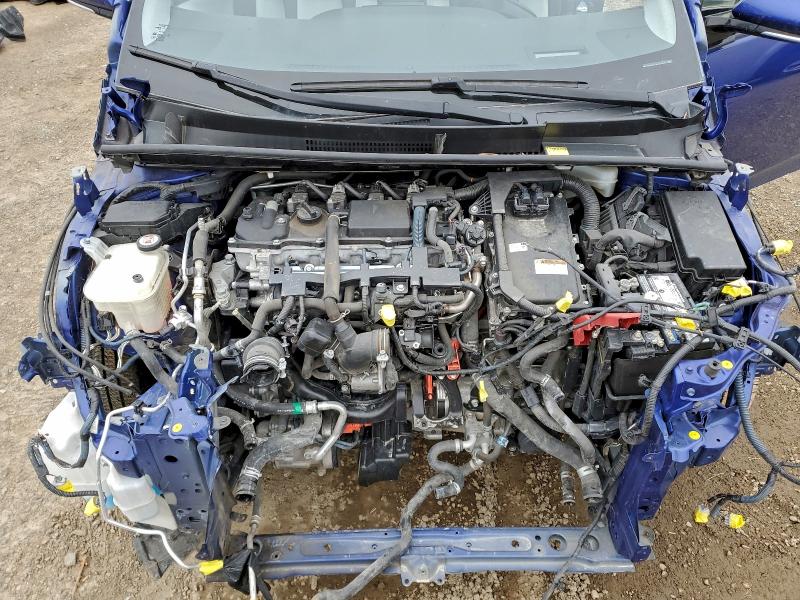 Фото 11 - TOYOTA PRIUS