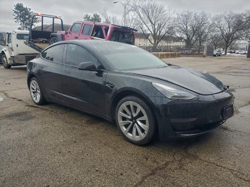 Фото 4 - TESLA MODEL 3