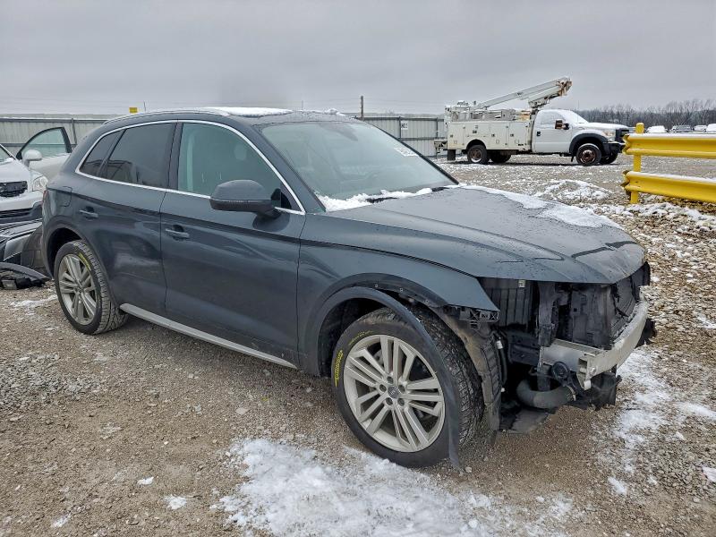 Фото 4 - AUDI Q5