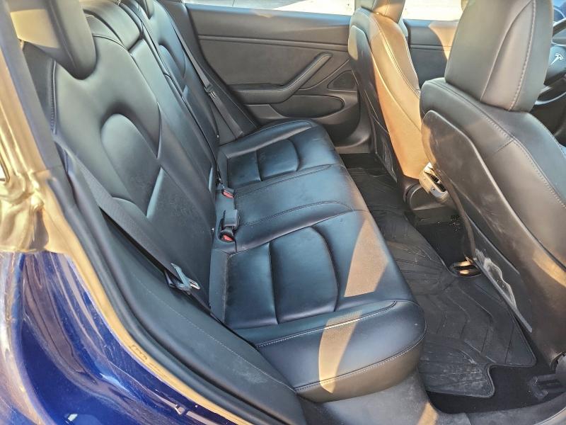 Фото 10 - TESLA MODEL 3