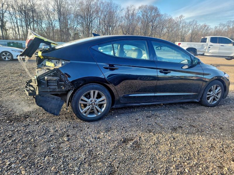 Фото 3 - HYUNDAI ELANTRA