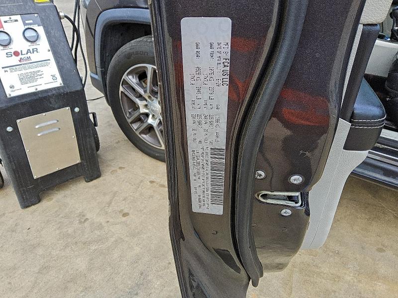 Фото 13 - JEEP COMPASS