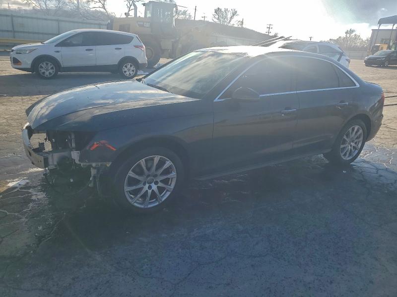 Фото 1 - AUDI A4