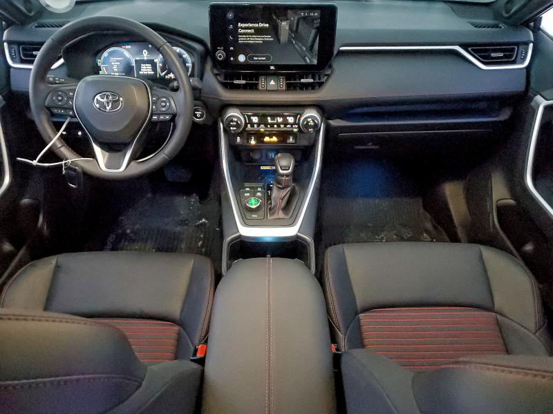 Фото 8 - TOYOTA RAV4