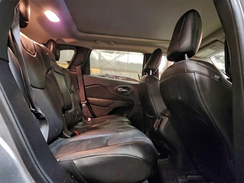 Фото 10 - JEEP GRAND CHER