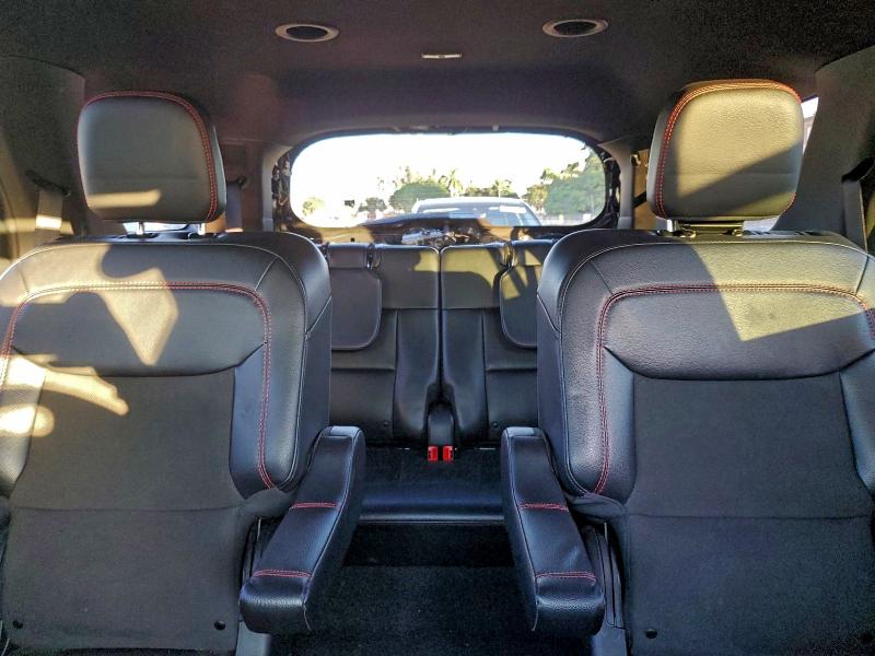 Фото 10 - FORD EXPLORER