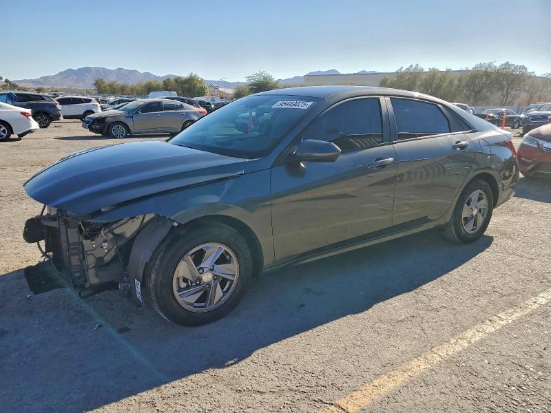 Фото 1 - HYUNDAI ELANTRA